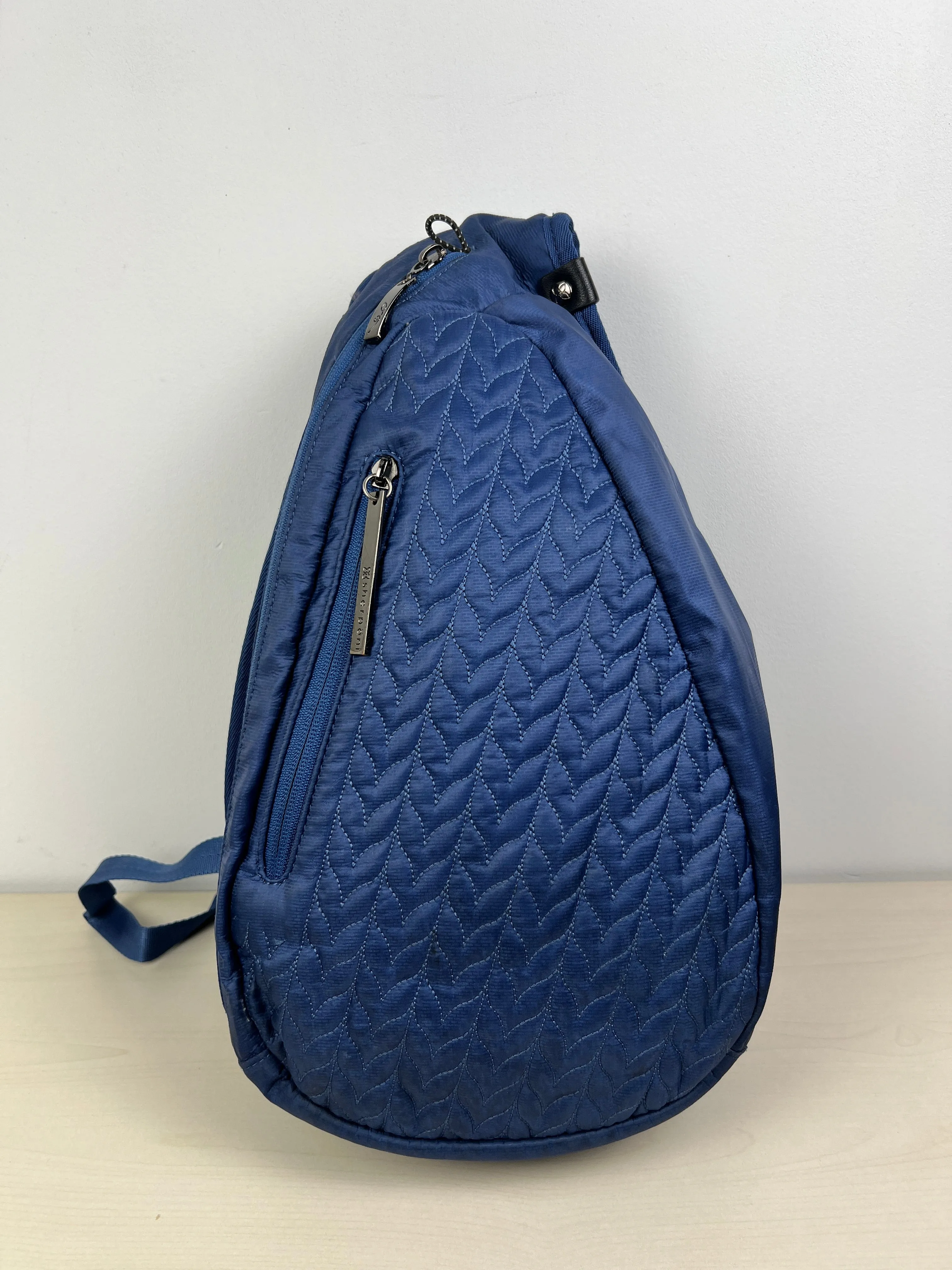 Backpack By Sherpani, Size: Medium