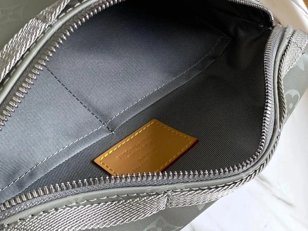 SO - New Fashion Women's Bags LV Messenger Monogram Titanium A0101